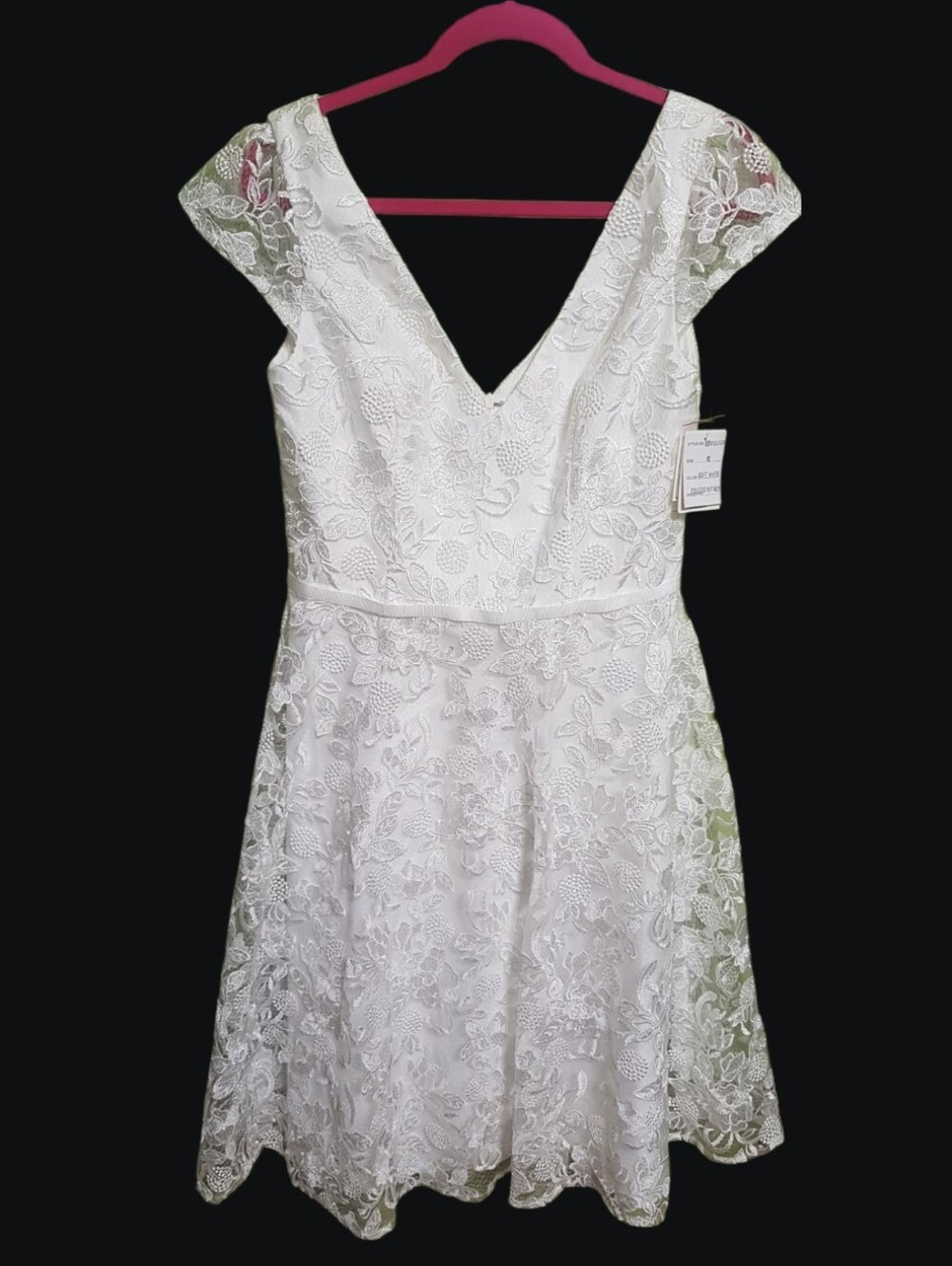 NWT White Bridal Lace V-Neck Fit & Flare Wedding Dress